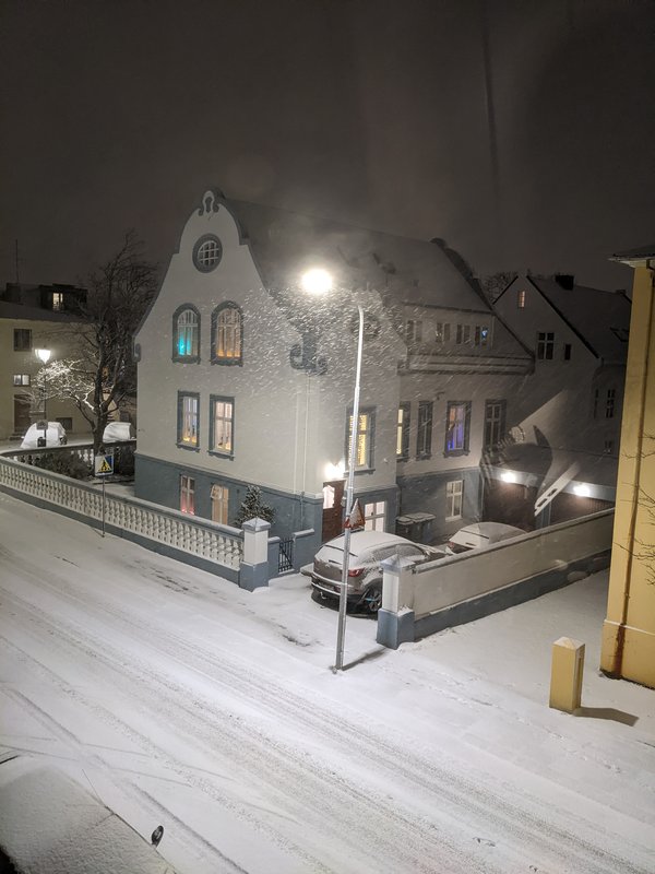 PXL_20211228_182642829